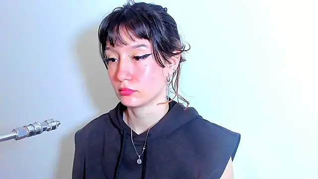 lizzy davis 1 online show from March 9, 2026, 4:27 am