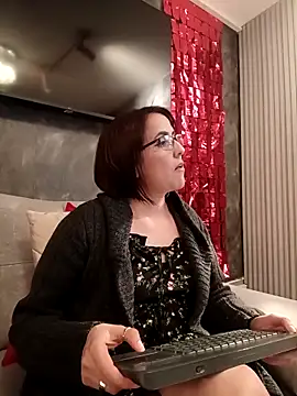 Snapshot of IsisBlake chatting on December 4, 2025, 2:04 pm IsisBlake online show from December 4, 2025, 2:04 pm