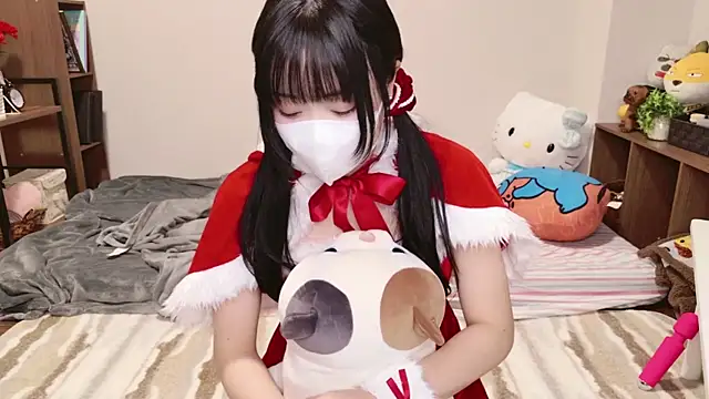 Snapshot of Mia--meow chatting on December 24, 2024, 10:22 am Mia--meow online show from December 24, 2024, 10:22 am