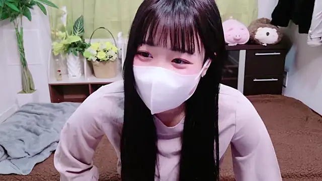 Snapshot of Mia--meow chatting on January 3, 2025, 1:14 pm Mia--meow online show from January 3, 2025, 1:14 pm