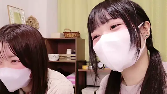 Snapshot of Mia--meow chatting on February 11, 2025, 2:35 pm Mia--meow online show from February 11, 2025, 2:35 pm