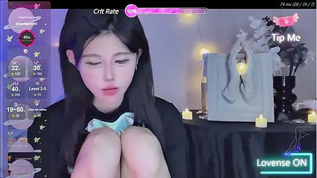 Snapshot of O0_0Q chatting on December 24, 2024, 3:47 pm O0 0Q online show from December 24, 2024, 3:47 pm