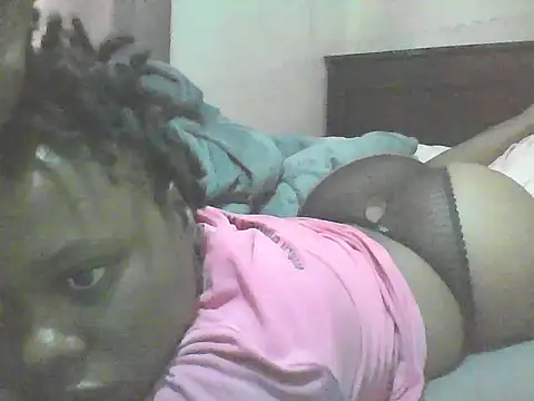 Snapshot of EBONYVANILLA02 chatting on July 10, 2026, 7:12 am EBONYVANILLA02 online show from July 10, 2026, 7:12 am