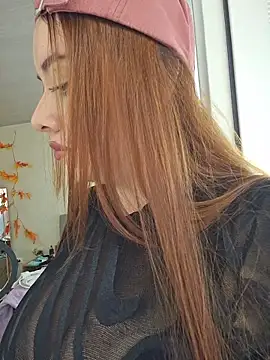 Snapshot of valery_mora chatting on November 13, 2025, 6:51 pm valery mora online show from November 13, 2025, 6:51 pm