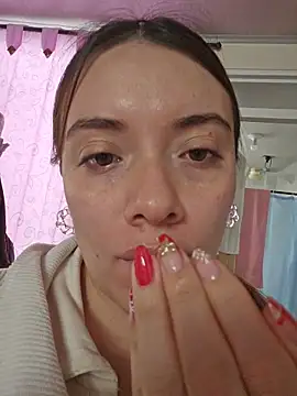 Snapshot of valery_mora chatting on November 27, 2025, 6:32 pm valery mora online show from November 27, 2025, 6:32 pm