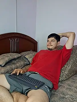  Ottis  online show from April 5, 2026, 8:17 pm