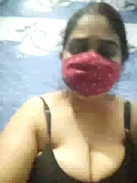 Snapshot of kirti__arora chatting on January 4, 2025, 7:24 am kirti arora online show from January 4, 2025, 7:24 am