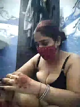 Snapshot of kirti__arora chatting on January 23, 2025, 6:28 am kirti arora online show from January 23, 2025, 6:28 am