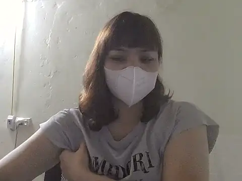 Angela-Eira online show from April 7, 2026, 9:15 pm