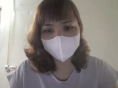 Snapshot of Angela-Eira chatting on May 5, 2026, 1:35 am Angela-Eira online show from May 5, 2026, 1:35 am
