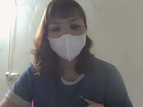 Snapshot of Angela-Eira chatting on May 5, 2026, 8:28 pm Angela-Eira online show from May 5, 2026, 8:28 pm