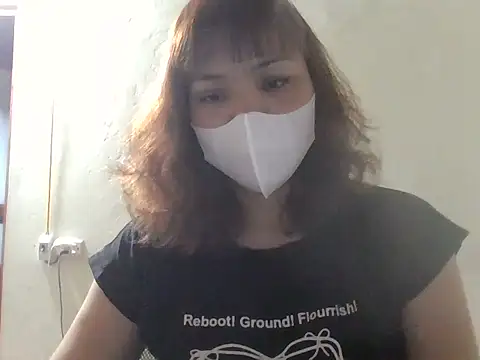 Snapshot of Angela-Eira chatting on May 13, 2026, 8:27 pm Angela-Eira online show from May 13, 2026, 8:27 pm