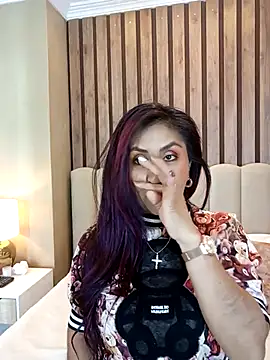 Snapshot of MonicaMoret chatting on March 18, 2025, 12:03 pm MonicaMoret online show from March 18, 2025, 12:03 pm