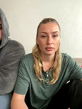 Snapshot of belle98 chatting on November 23, 2025, 1:22 pm belle98 online show from November 23, 2025, 1:22 pm