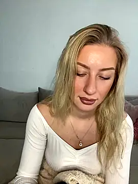 Snapshot of belle98 chatting on November 24, 2025, 1:55 pm belle98 online show from November 24, 2025, 1:55 pm