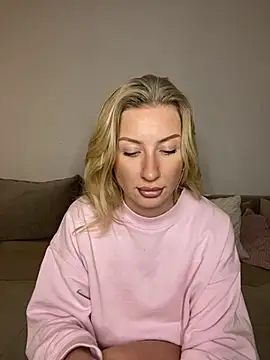 Snapshot of belle98 chatting on January 9, 2026, 4:32 pm belle98 online show from January 9, 2026, 4:32 pm