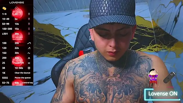 Kevin22 222 online show from October 27, 2025, 3:10 am