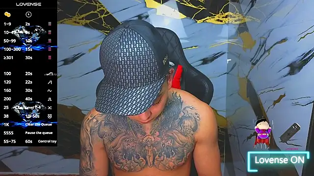 Kevin22 222 online show from November 20, 2025, 3:07 am