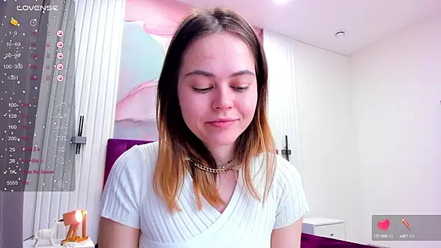 Kelly Cuutie online show from March 21, 2025, 9:45 am