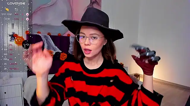 Kelly Cuutie online show from October 25, 2025, 12:51 am