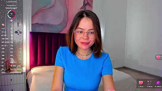 Kelly Cuutie online show from November 23, 2025, 1:05 am