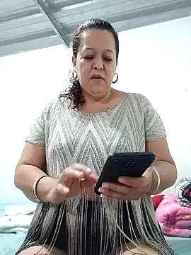 Snapshot of Fulopp15 chatting on January 5, 2025, 1:03 am Fulopp15 online show from January 5, 2025, 1:03 am