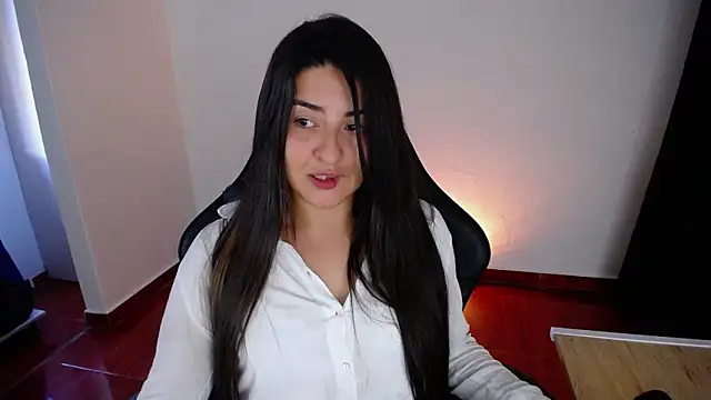 Snapshot of moritalatina chatting on June 11, 2026, 8:18 pm moritalatina online show from June 11, 2026, 8:18 pm