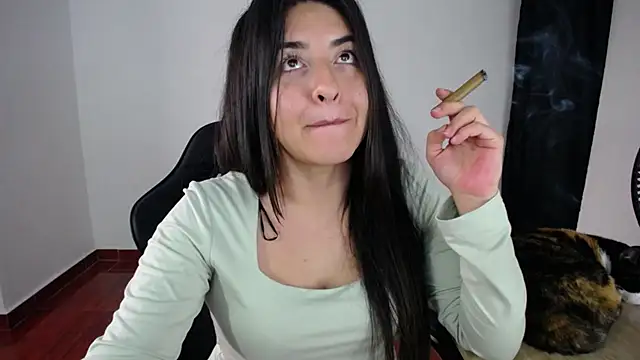 Snapshot of moritalatina chatting on July 19, 2026, 7:28 pm moritalatina online show from July 19, 2026, 7:28 pm