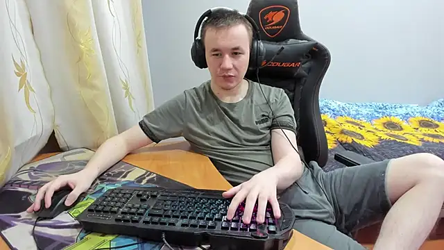 iliaskrislove online show from October 25, 2025, 4:13 pm