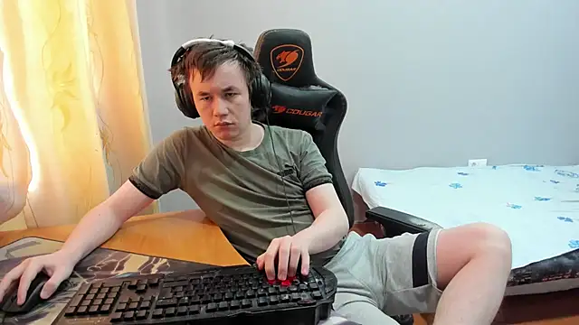 iliaskrislove online show from January 18, 2026, 7:56 am