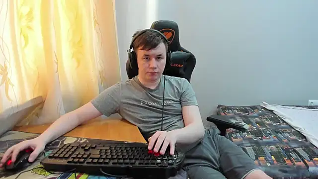 iliaskrislove online show from May 16, 2026, 12:07 am