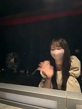 Snapshot of yuki-chi chatting on May 6, 2026, 2:11 pm yuki-chi online show from May 6, 2026, 2:11 pm