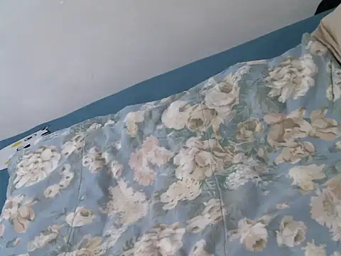 Snapshot of luckieey chatting on November 3, 2025, 8:21 pm luckieey online show from November 3, 2025, 8:21 pm