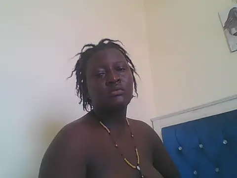 Snapshot of Heavy_ass chatting on March 15, 2025, 10:35 am Heavy ass online show from March 15, 2025, 10:35 am