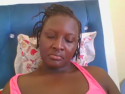 Snapshot of Heavy_ass chatting on November 6, 2025, 11:11 am Heavy ass online show from November 6, 2025, 11:11 am