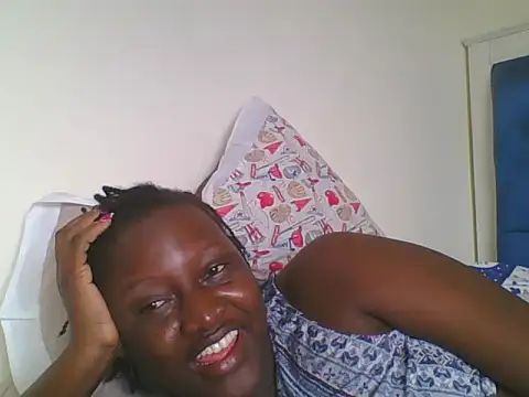 Snapshot of Heavy_ass chatting on November 8, 2025, 1:11 pm Heavy ass online show from November 8, 2025, 1:11 pm