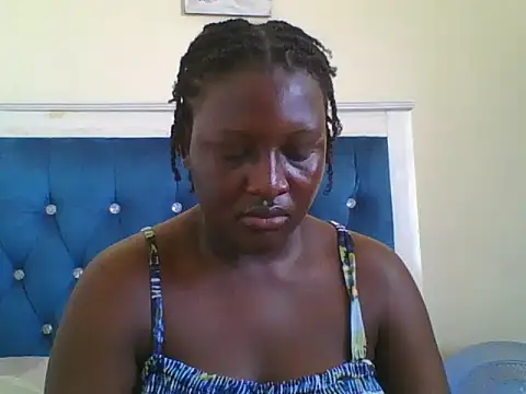 Snapshot of Heavy_ass chatting on November 16, 2025, 11:27 am Heavy ass online show from November 16, 2025, 11:27 am