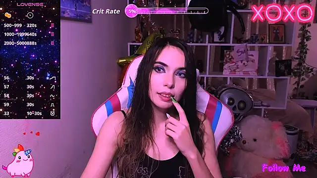 Sia Shine online show from October 10, 2025, 5:23 pm