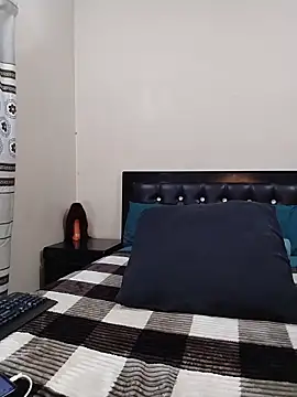 Snapshot of Sugartonguexx chatting on February 10, 2026, 7:29 pm Sugartonguexx online show from February 10, 2026, 7:29 pm