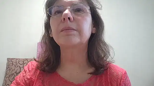 Snapshot of HollyJewel chatting on February 20, 2026, 11:54 am HollyJewel online show from February 20, 2026, 11:54 am