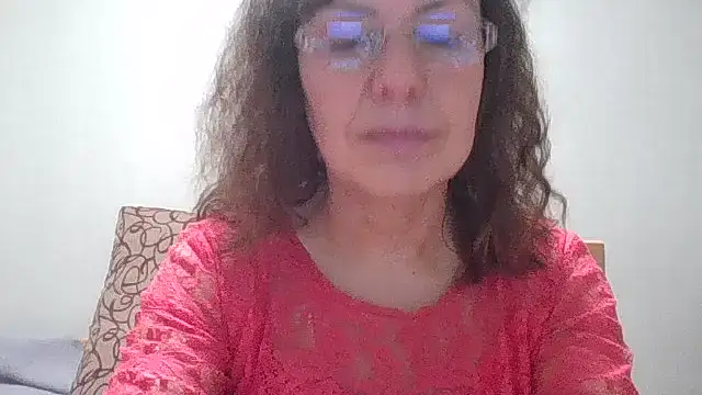 Snapshot of HollyJewel chatting on February 24, 2026, 7:23 pm HollyJewel online show from February 24, 2026, 7:23 pm