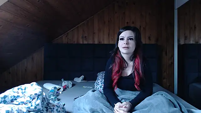 BoeseMoni1998 online show from February 5, 2025, 8:43 am