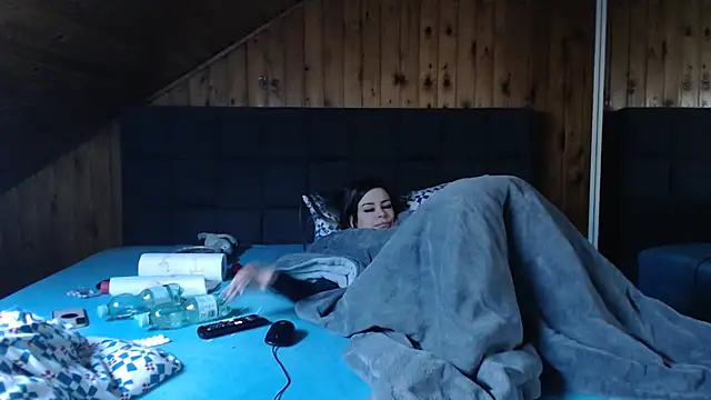 BoeseMoni1998 online show from March 16, 2025, 11:38 am