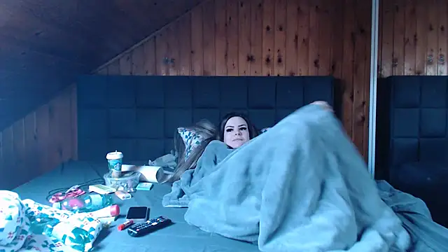 BoeseMoni1998 online show from March 23, 2025, 6:37 am