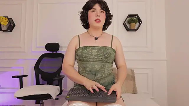 Snapshot of meloddysky chatting on February 4, 2026, 4:57 pm meloddysky online show from February 4, 2026, 4:57 pm