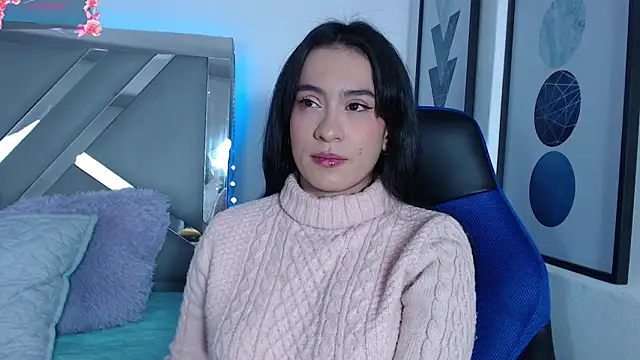 Snapshot of ZaraDames_ chatting on March 21, 2025, 6:16 am ZaraDames online show from March 21, 2025, 6:16 am