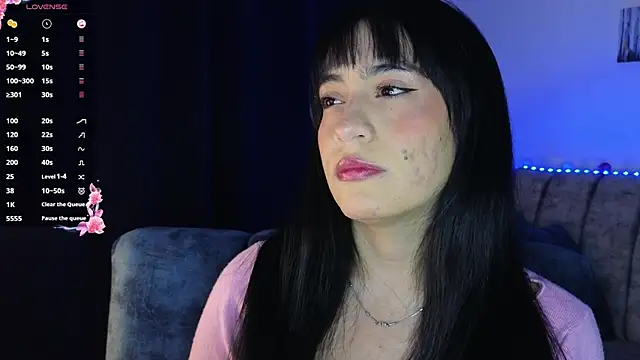 Snapshot of ZaraDames_ chatting on September 18, 2025, 3:08 am ZaraDames online show from September 18, 2025, 3:08 am