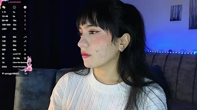 Snapshot of ZaraDames_ chatting on September 19, 2025, 2:24 am ZaraDames online show from September 19, 2025, 2:24 am