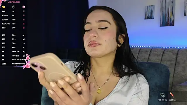 Snapshot of ZaraDames_ chatting on November 28, 2025, 3:31 am ZaraDames online show from November 28, 2025, 3:31 am