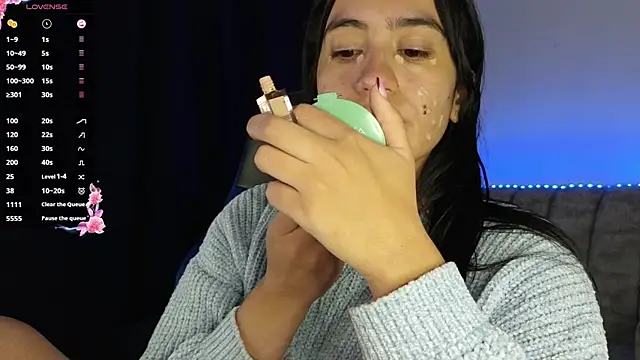 Snapshot of ZaraDames_ chatting on January 17, 2026, 3:11 am ZaraDames online show from January 17, 2026, 3:11 am